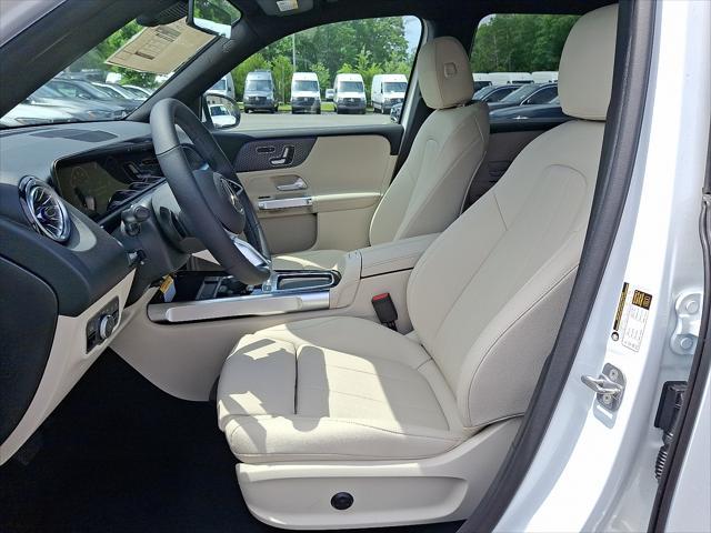 new 2025 Mercedes-Benz GLB 250 car, priced at $49,595