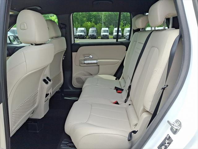 new 2025 Mercedes-Benz GLB 250 car, priced at $49,595