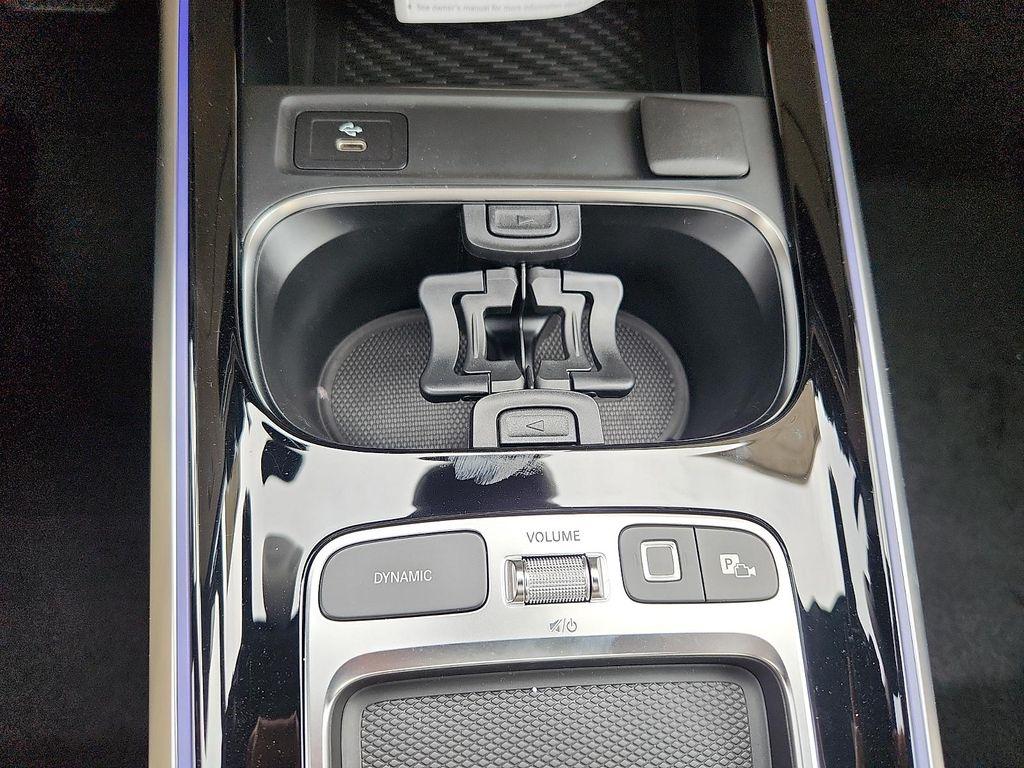 new 2026 Mercedes-Benz GLB 250 car, priced at $52,060