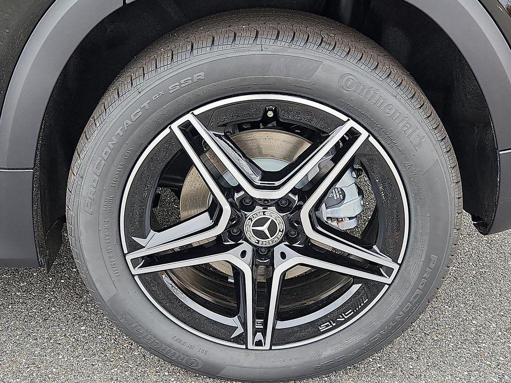 new 2026 Mercedes-Benz GLB 250 car, priced at $52,060