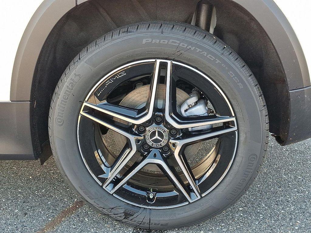 new 2026 Mercedes-Benz GLB 250 car, priced at $51,735