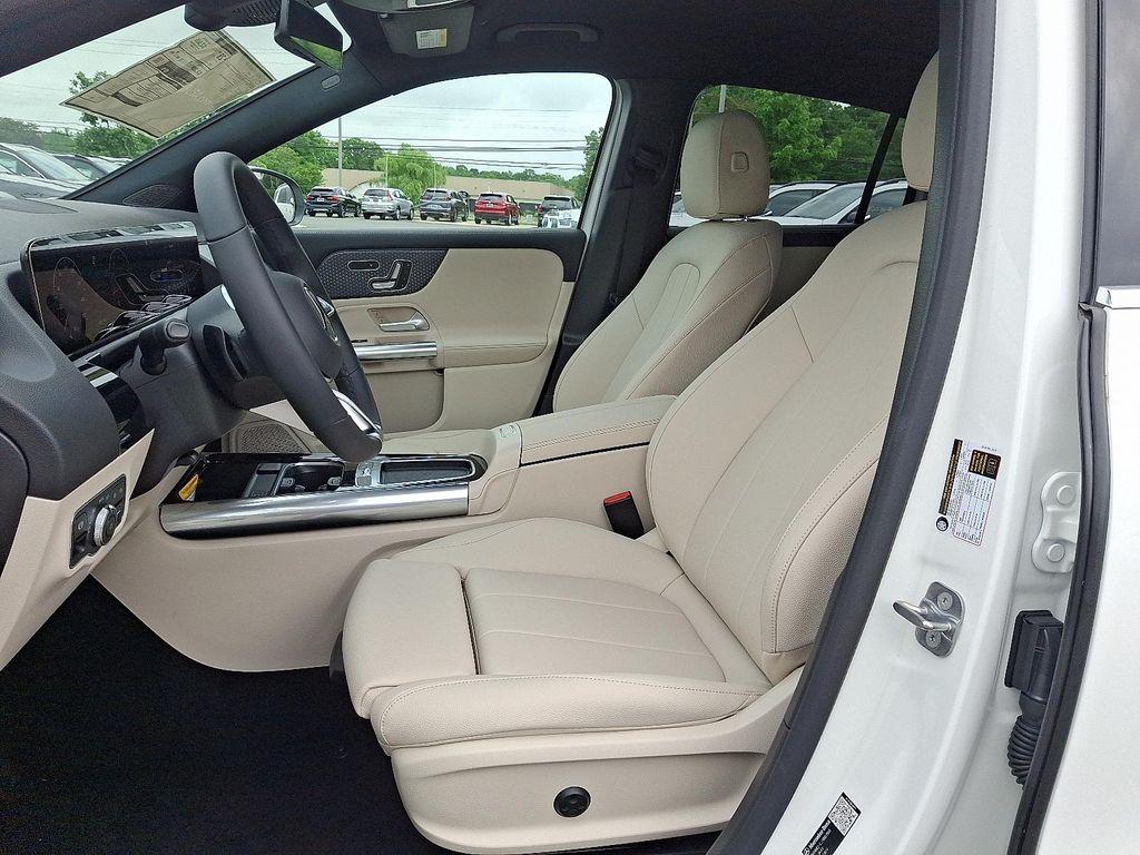 new 2026 Mercedes-Benz GLA 250 car, priced at $47,130