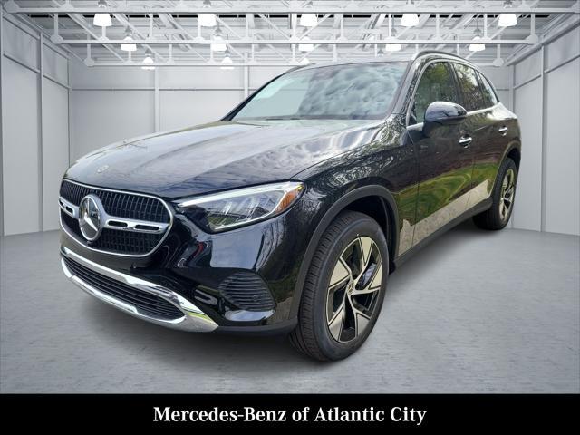 new 2024 Mercedes-Benz GLC 300 car, priced at $53,615