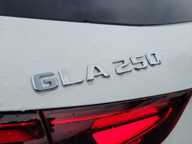 new 2025 Mercedes-Benz GLA 250 car, priced at $48,600