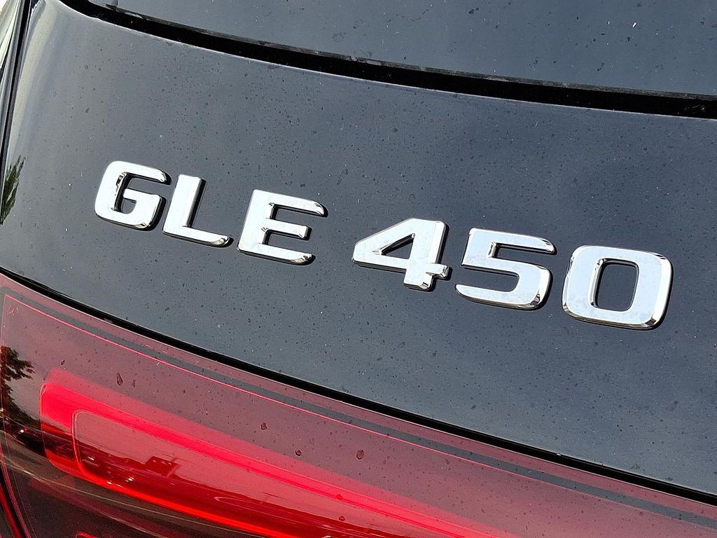 new 2026 Mercedes-Benz GLE 450 car, priced at $80,765