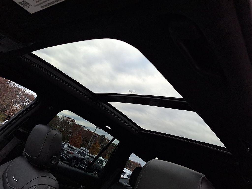 used 2021 Cadillac XT6 car, priced at $35,998