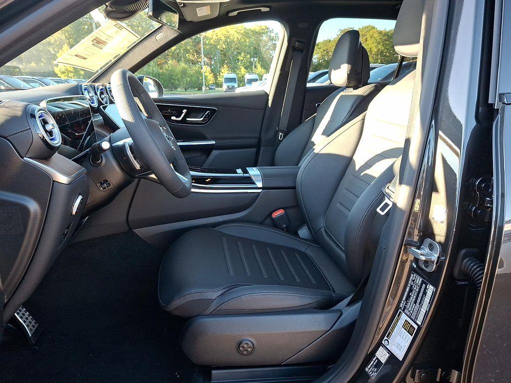 new 2026 Mercedes-Benz GLC 300 car, priced at $61,335