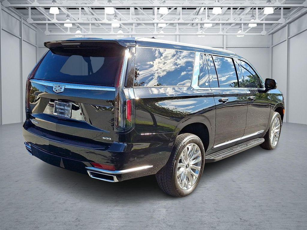 used 2023 Cadillac Escalade ESV car, priced at $71,794