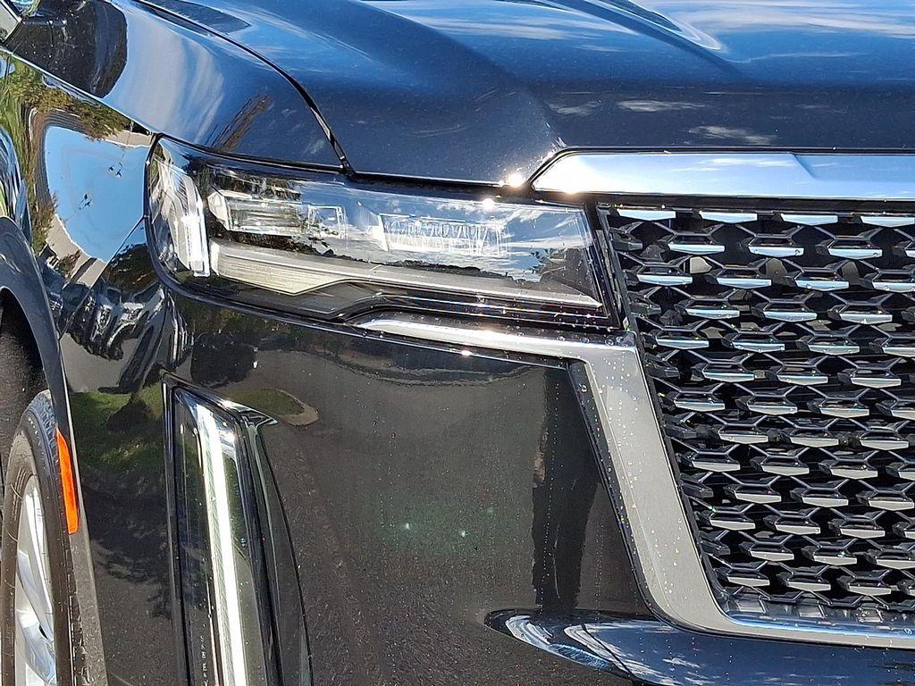 used 2023 Cadillac Escalade ESV car, priced at $71,794