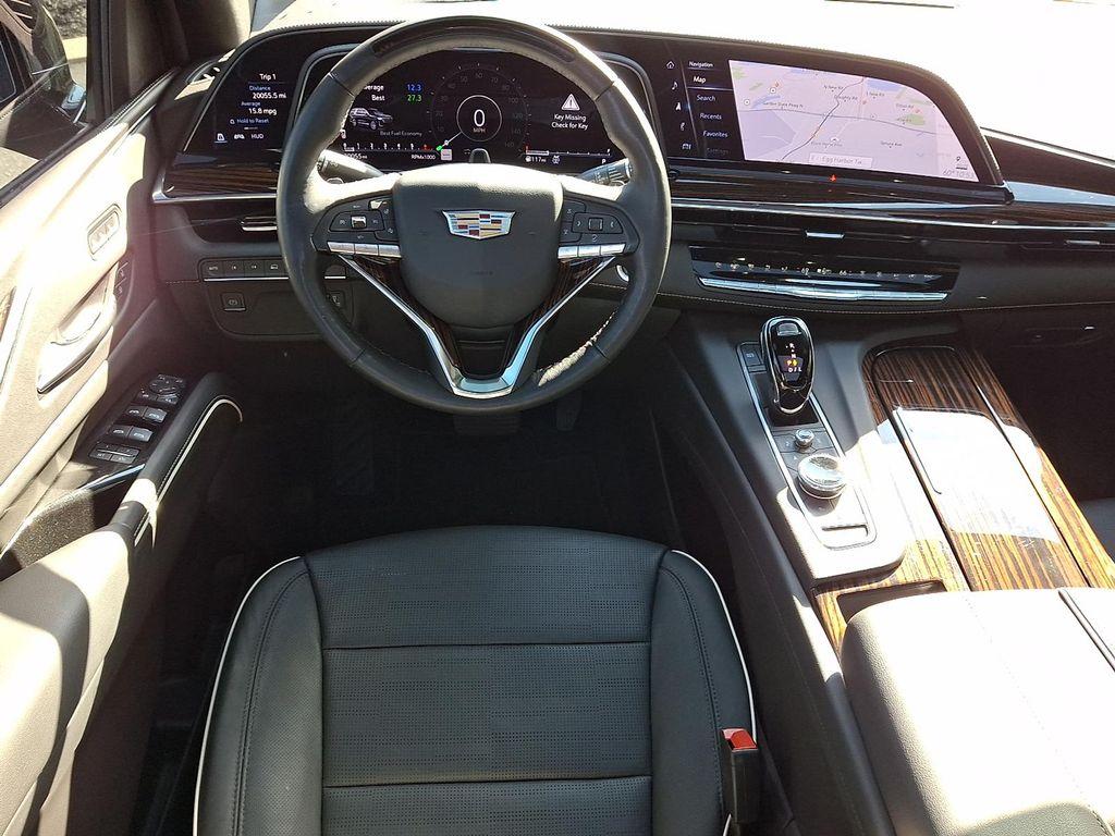 used 2023 Cadillac Escalade ESV car, priced at $71,794