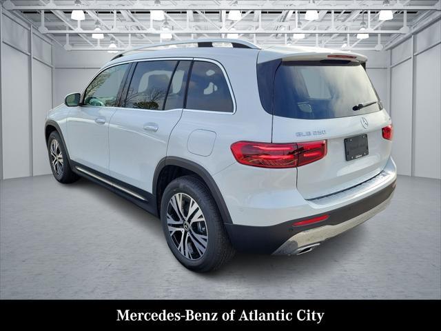 new 2024 Mercedes-Benz GLB 250 car, priced at $52,075