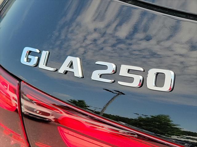 new 2025 Mercedes-Benz GLA 250 car, priced at $48,600