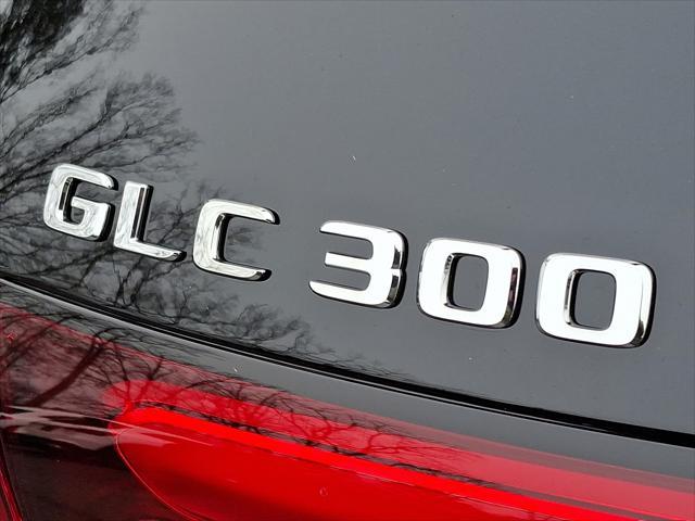 new 2025 Mercedes-Benz GLC 300 car, priced at $60,485