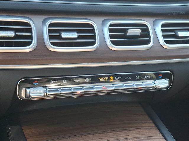 new 2025 Mercedes-Benz GLS 450 car, priced at $98,995