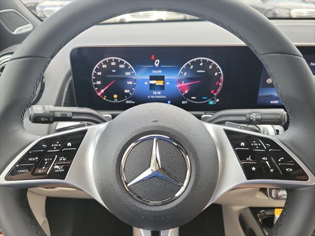 new 2024 Mercedes-Benz GLB 250 car
