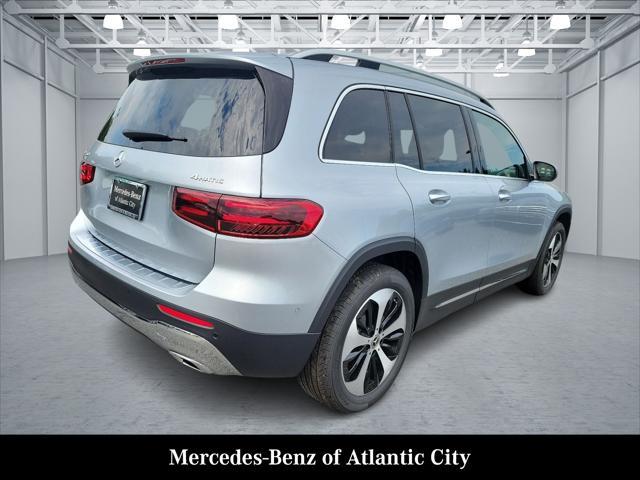 new 2024 Mercedes-Benz GLB 250 car