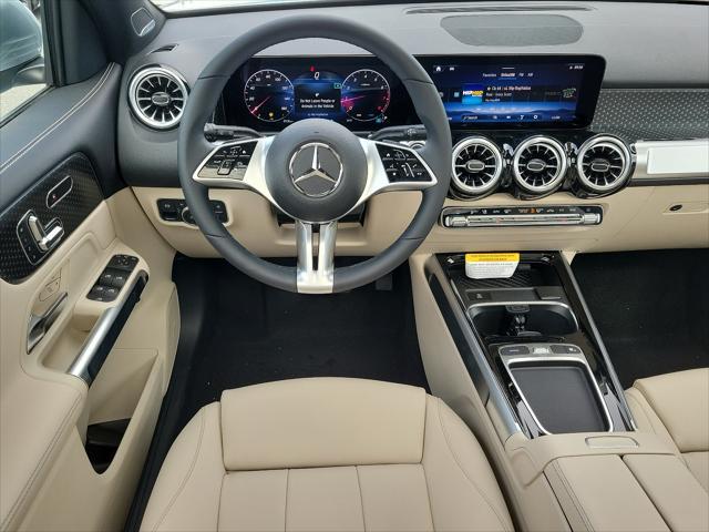 new 2024 Mercedes-Benz GLB 250 car