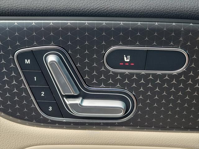 new 2024 Mercedes-Benz GLB 250 car