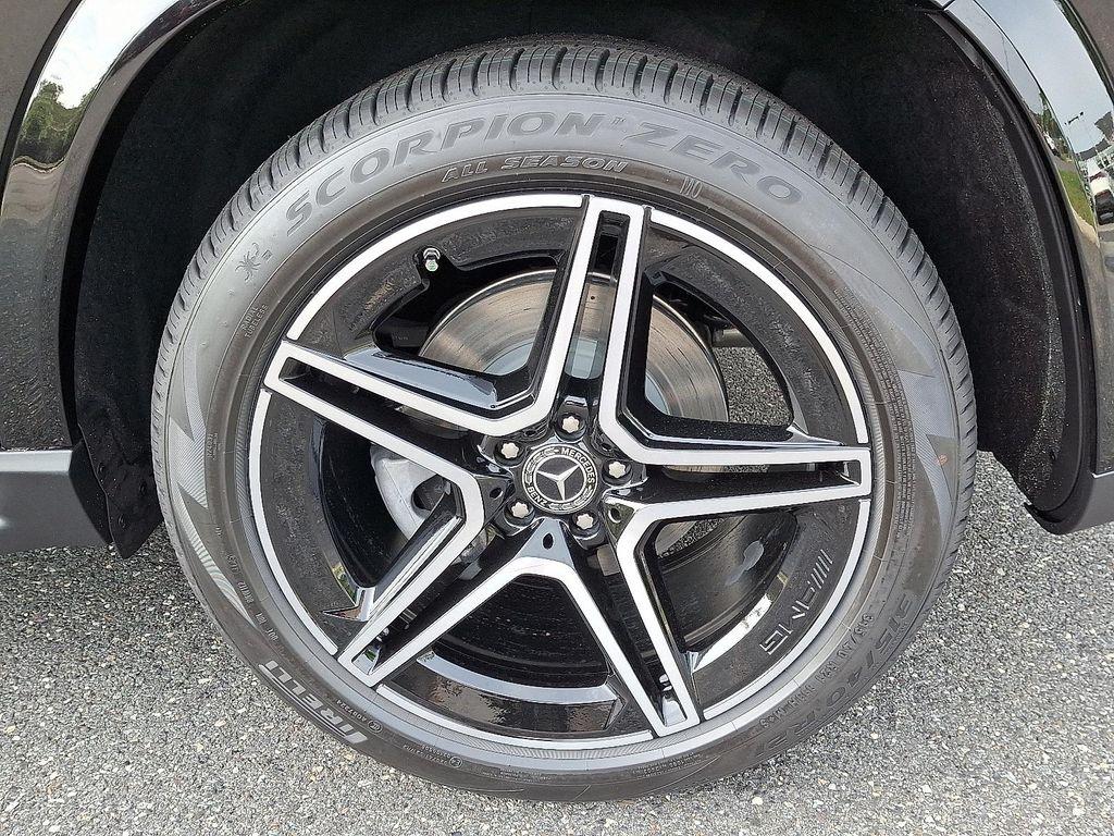 new 2026 Mercedes-Benz GLS 450 car, priced at $101,820