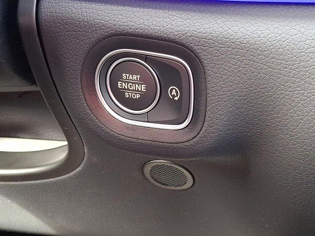 new 2026 Mercedes-Benz GLE 450 car, priced at $82,650