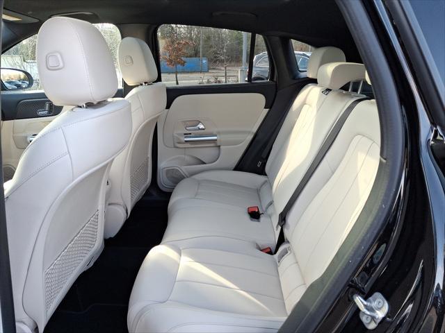 used 2025 Mercedes-Benz GLA 250 car, priced at $44,998