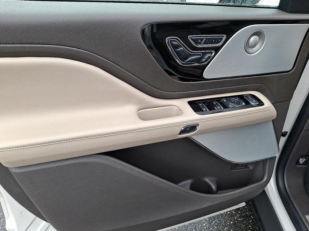 used 2023 Lincoln Aviator car, priced at $64,998