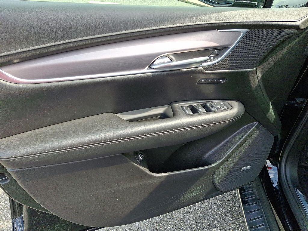used 2019 Cadillac XT5 car, priced at $25,498