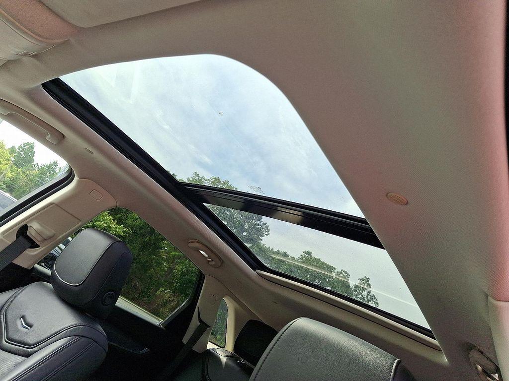 used 2019 Cadillac XT5 car, priced at $25,498