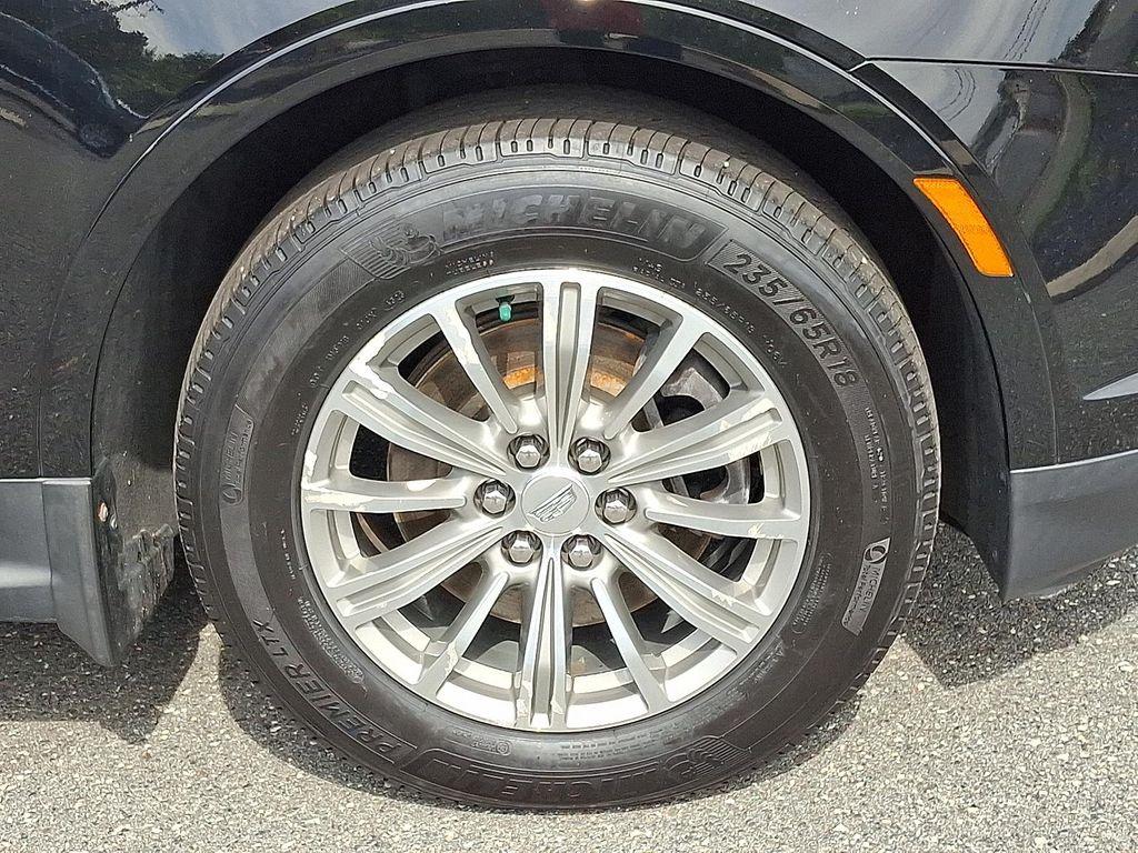 used 2019 Cadillac XT5 car, priced at $25,498