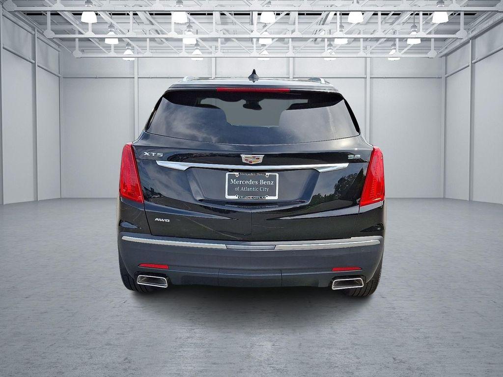 used 2019 Cadillac XT5 car, priced at $25,498