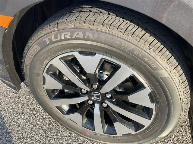 new 2026 Honda Odyssey car, priced at $44,290