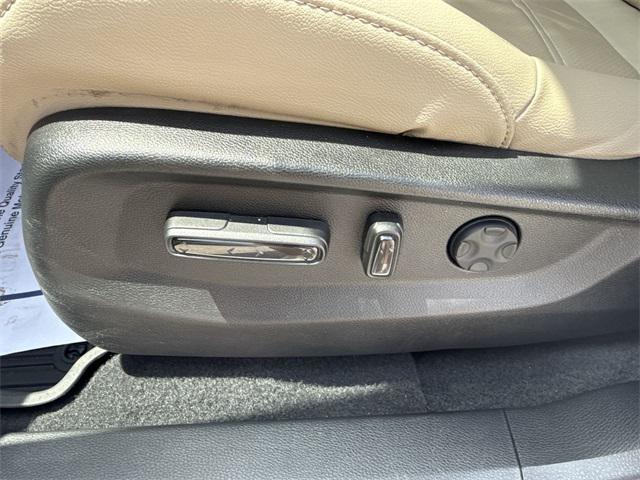 used 2021 Honda CR-V car, priced at $28,677