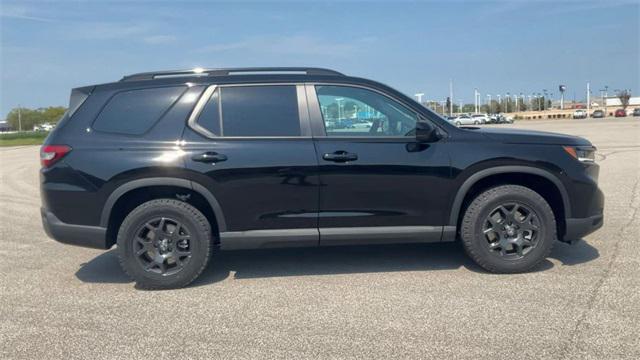 new 2025 Honda Pilot car, priced at $50,895