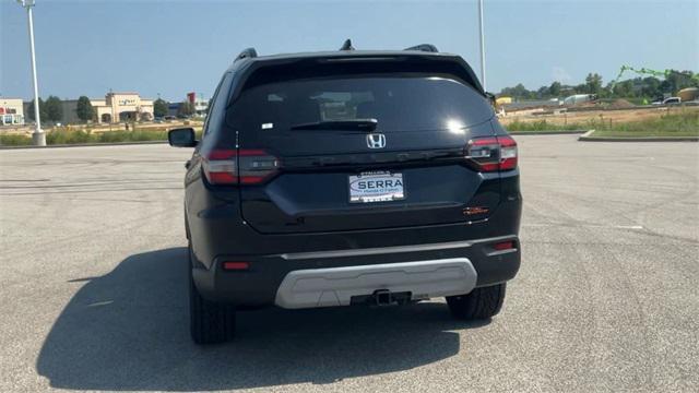 new 2025 Honda Pilot car, priced at $50,895