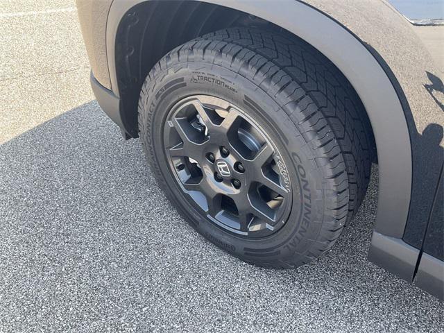 new 2025 Honda Pilot car, priced at $50,895