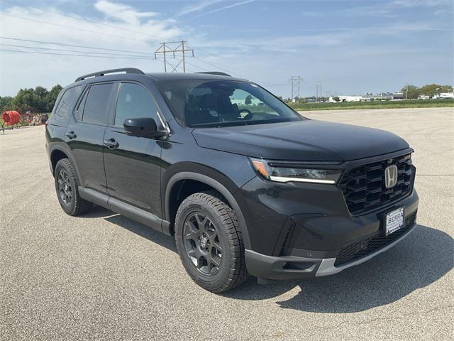 new 2025 Honda Pilot car, priced at $50,895