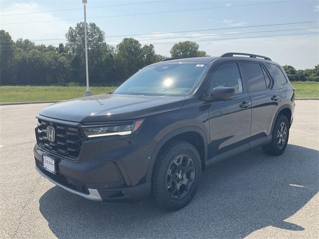 new 2025 Honda Pilot car, priced at $50,895