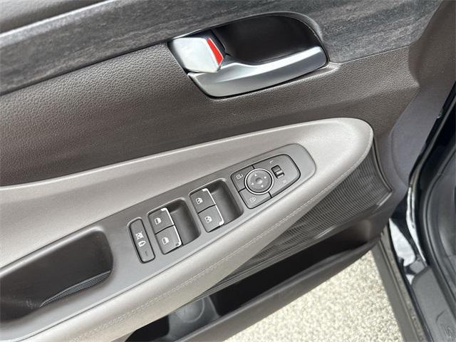 used 2019 Hyundai Santa Fe car, priced at $17,277