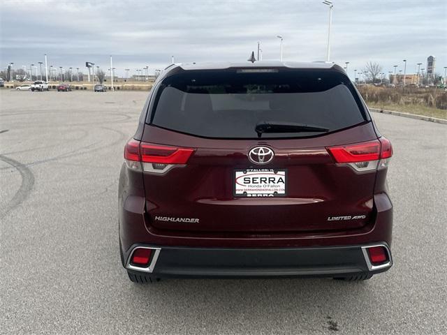 used 2019 Toyota Highlander car, priced at $28,977