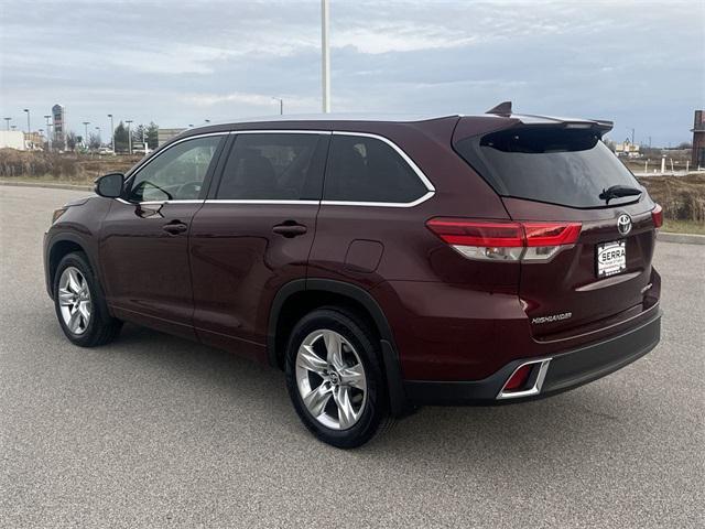 used 2019 Toyota Highlander car, priced at $28,977