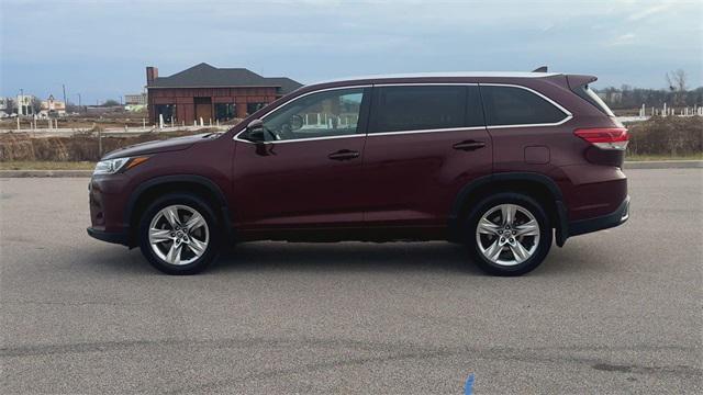 used 2019 Toyota Highlander car, priced at $28,977