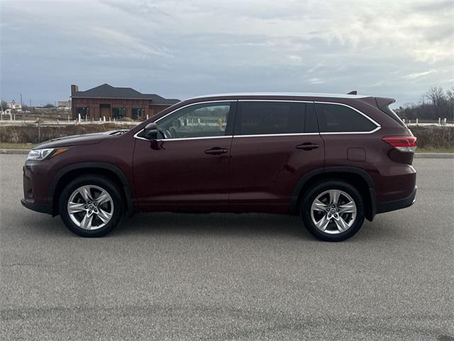 used 2019 Toyota Highlander car, priced at $28,977