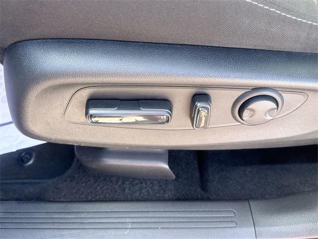 used 2025 Honda CR-V car, priced at $32,677