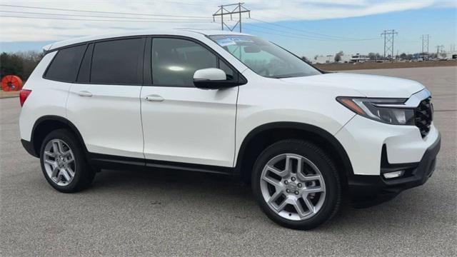 new 2025 Honda Passport car, priced at $44,305