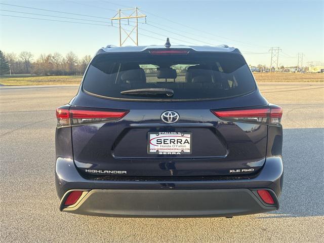 used 2020 Toyota Highlander car, priced at $26,577