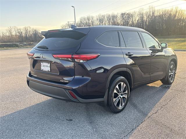 used 2020 Toyota Highlander car, priced at $26,577