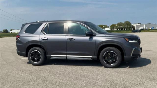 new 2025 Honda Pilot car, priced at $48,795