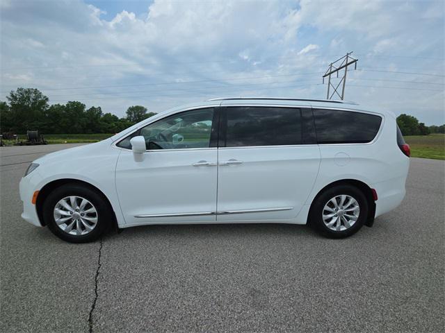 used 2018 Chrysler Pacifica car, priced at $12,377