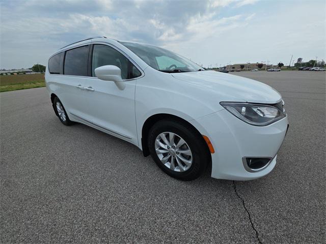 used 2018 Chrysler Pacifica car, priced at $12,377