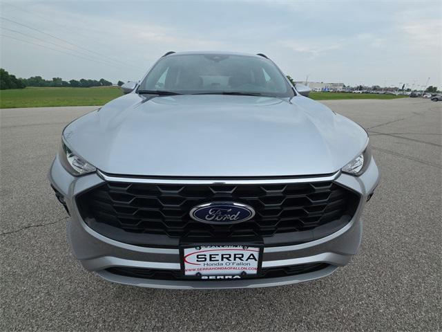 used 2023 Ford Escape car, priced at $28,377